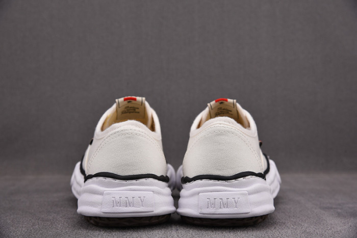 maison mihara yasuhiro sneaker