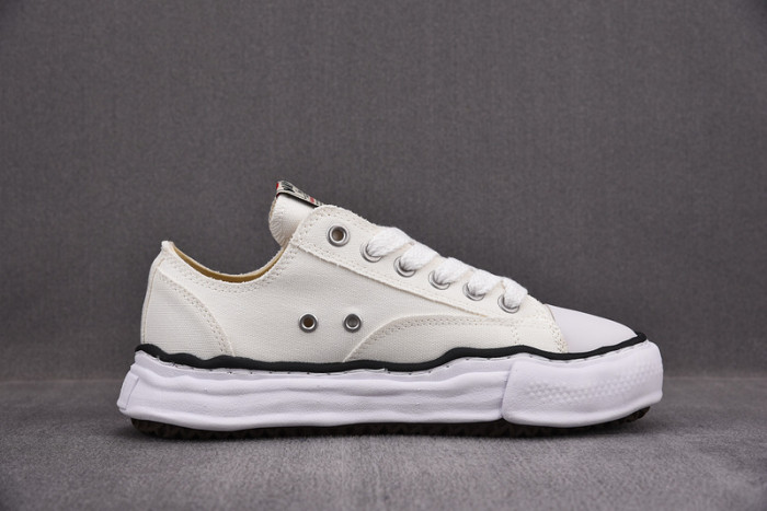 maison mihara yasuhiro sneaker
