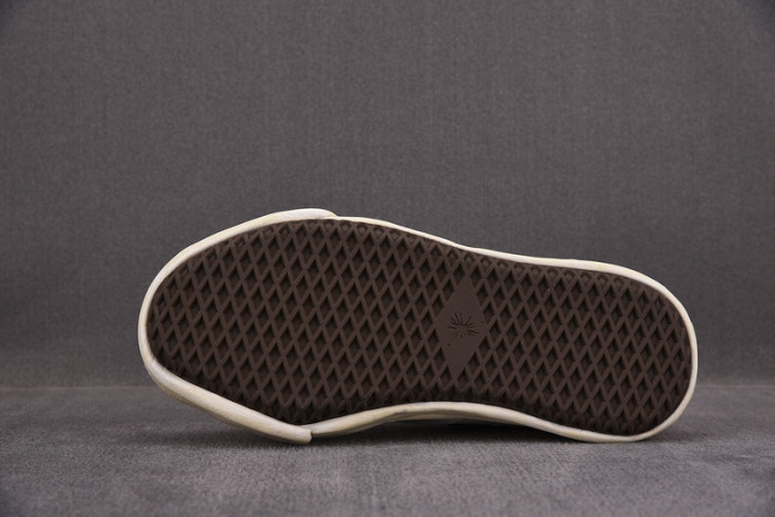 maison mihara yasuhiro sneaker