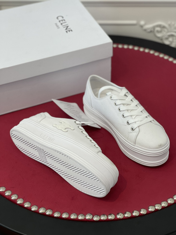 clin sneaker