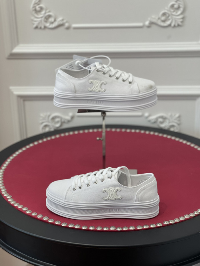 clin sneaker