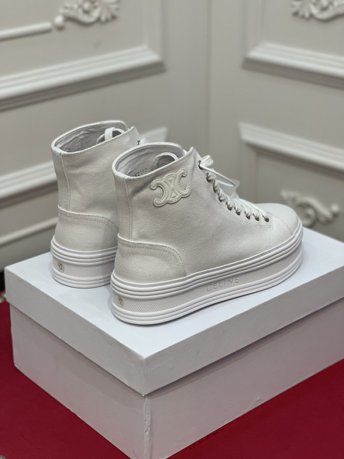 clin sneaker