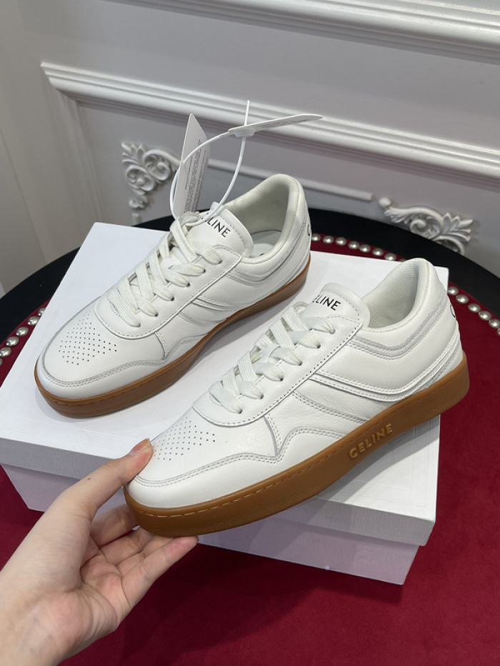 clin sneaker