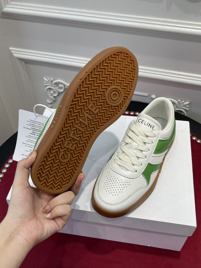 clin sneaker