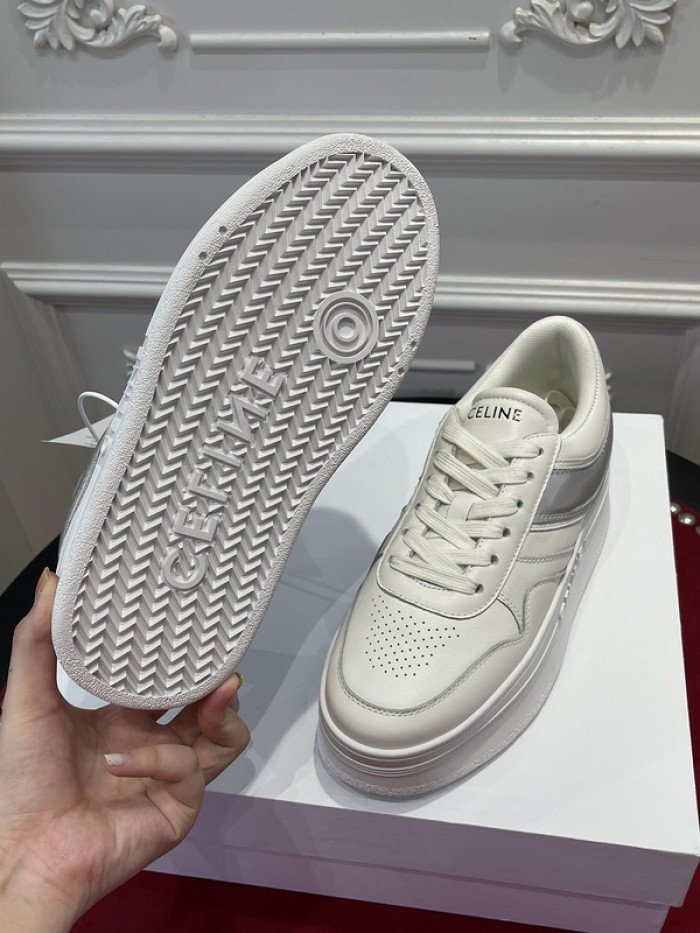clin sneaker