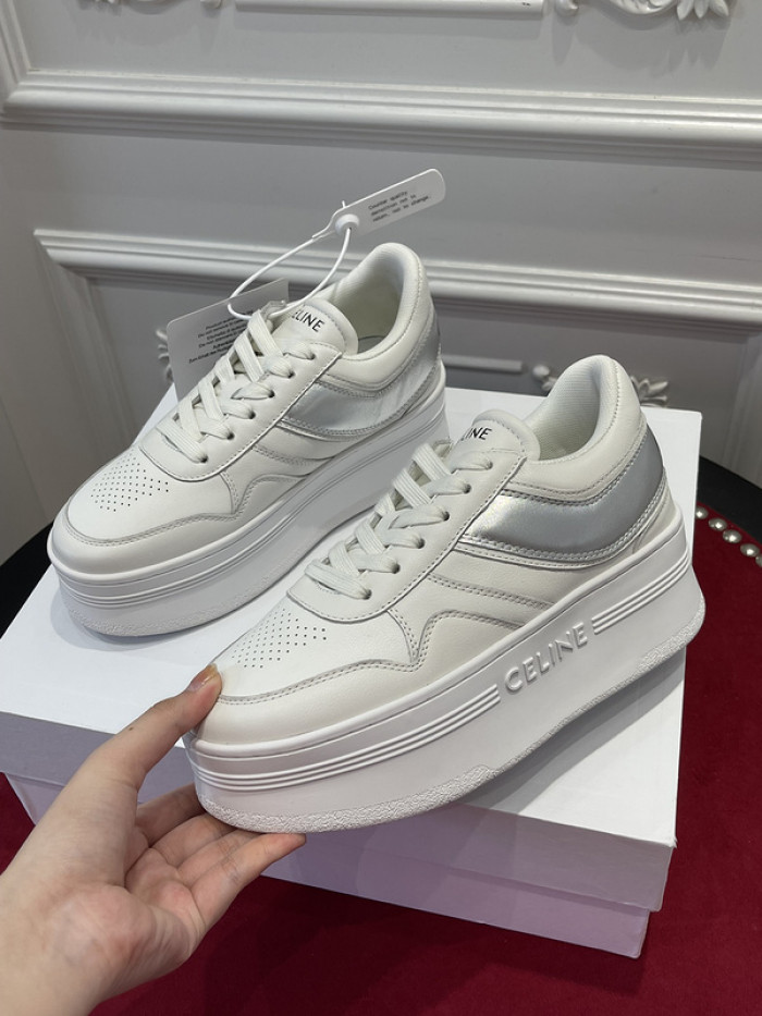 clin sneaker