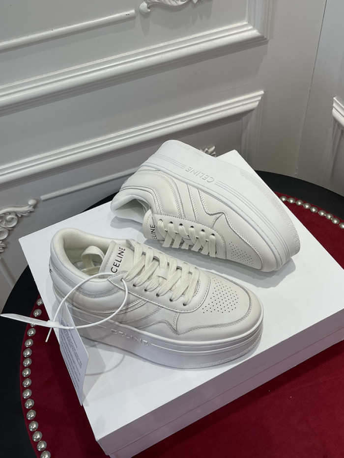 clin sneaker