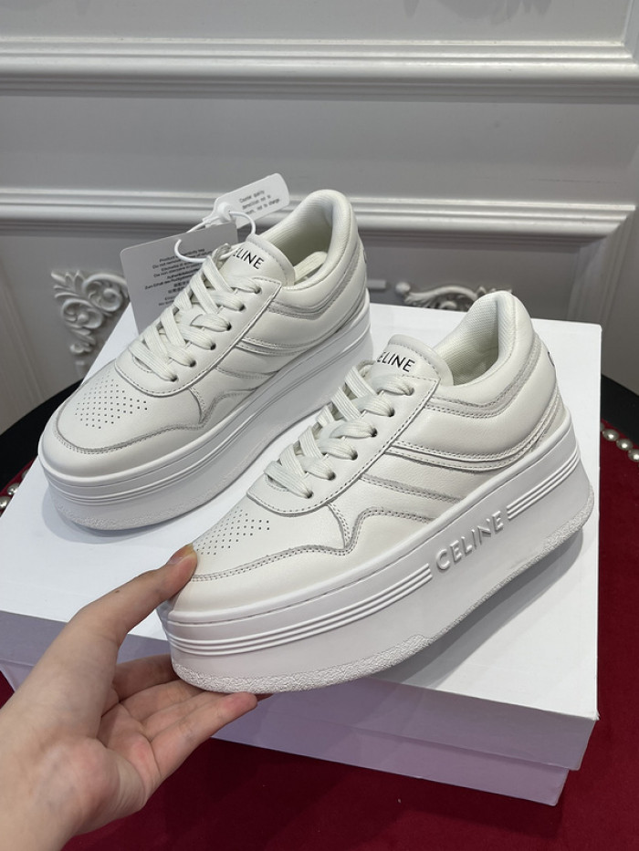 clin sneaker