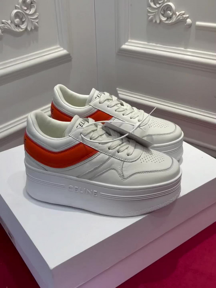 clin sneaker