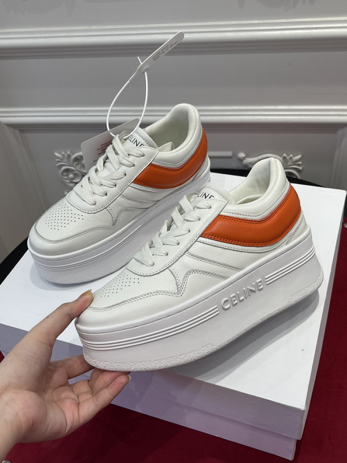 clin sneaker