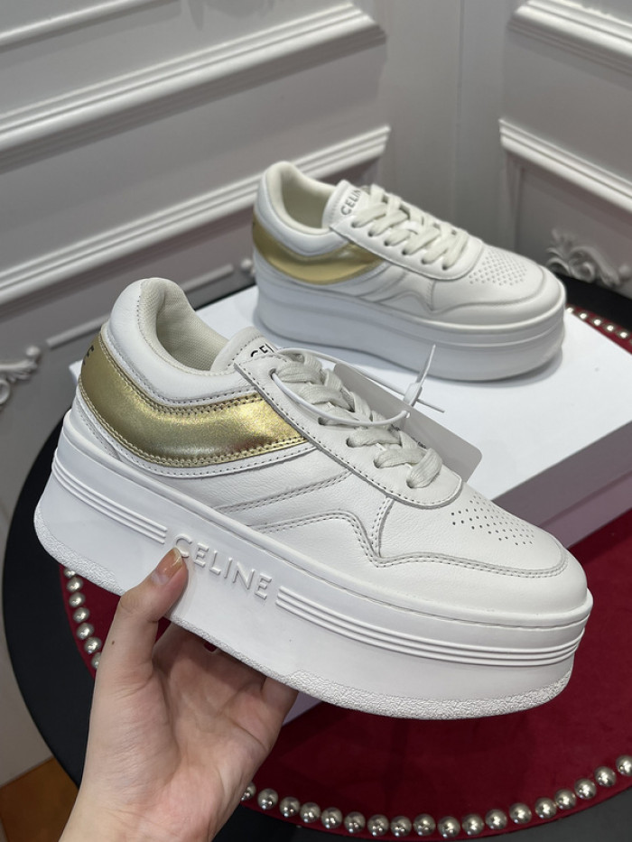 clin sneaker