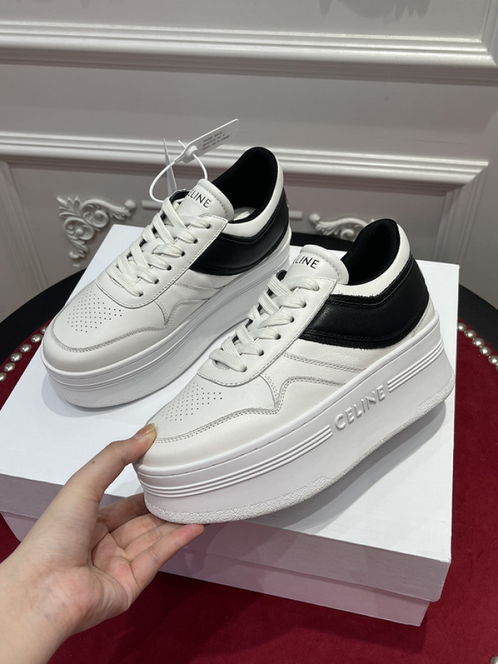 clin sneaker