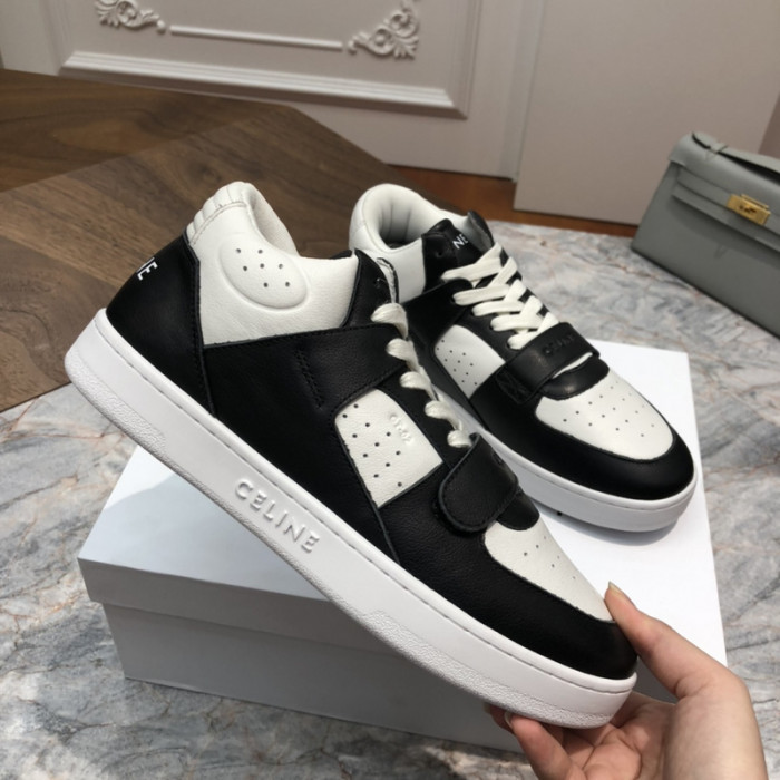 clin sneaker