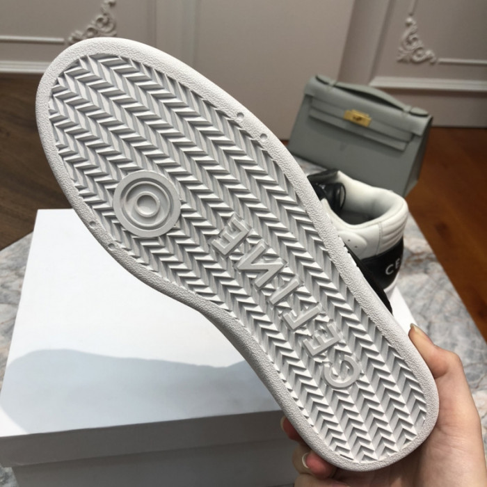 clin sneaker
