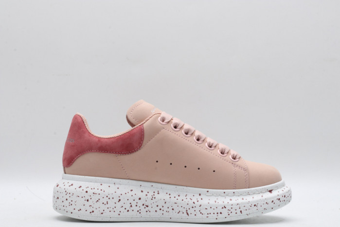 alex mcqu sneakers