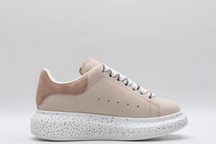 alex mcqu sneakers