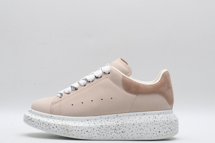 alex mcqu sneakers