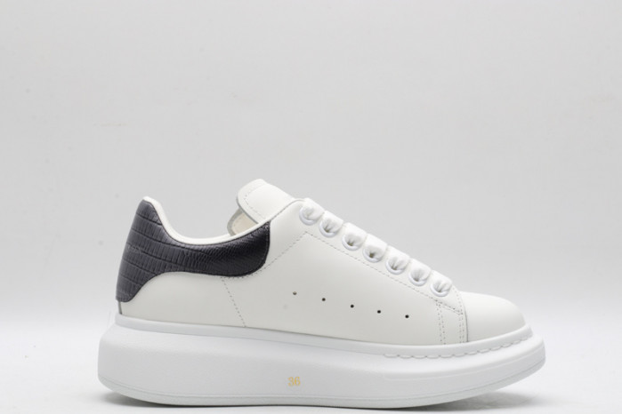 alex mcqu sneakers
