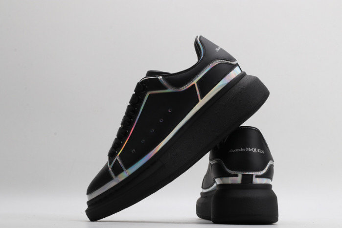 alex mcqu sneakers