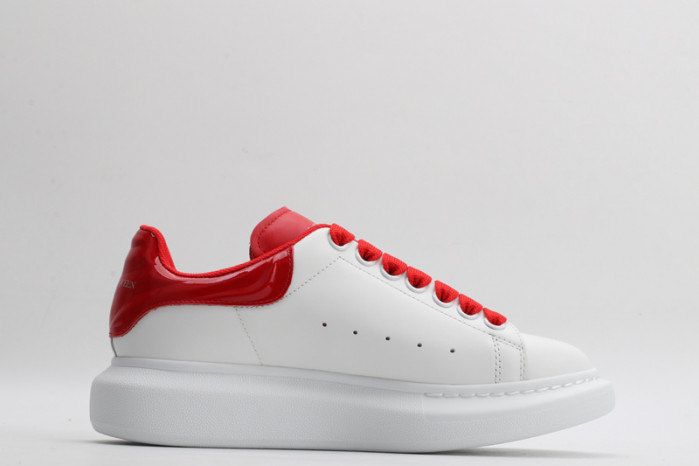 alex mcqu sneakers
