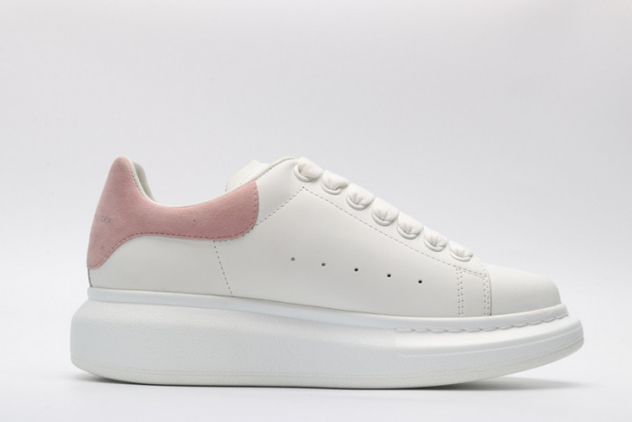 alex mcqu sneakers