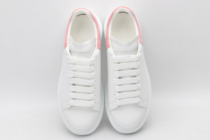 alex mcqu sneakers