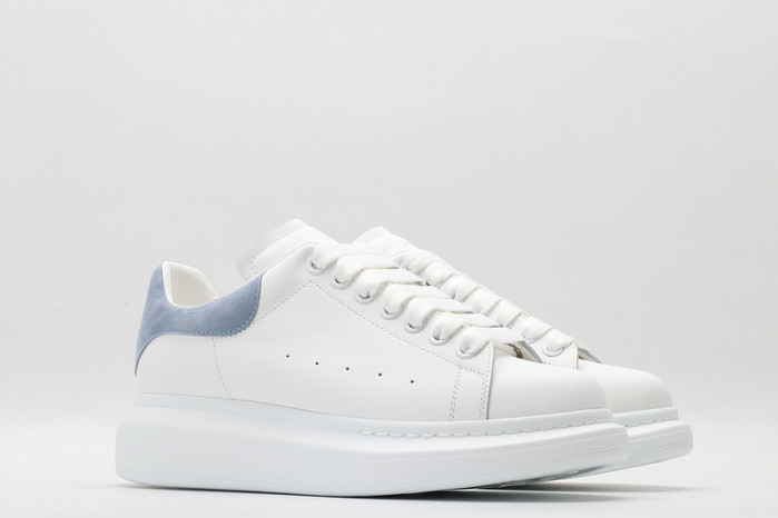 alex mcqu sneakers