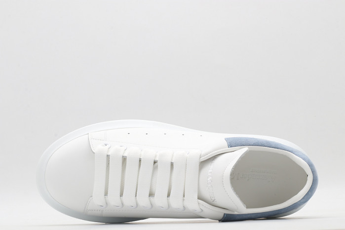 alex mcqu sneakers