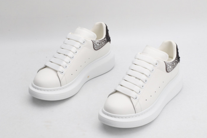 alex mcqu sneakers
