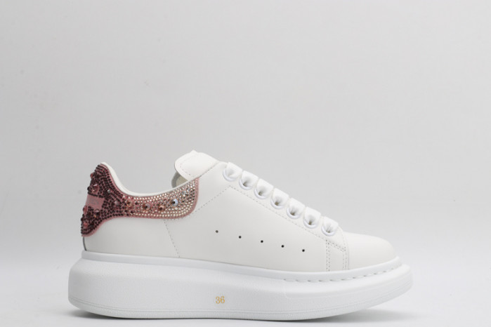 alex mcqu sneakers