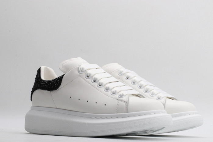 alex mcqu sneakers