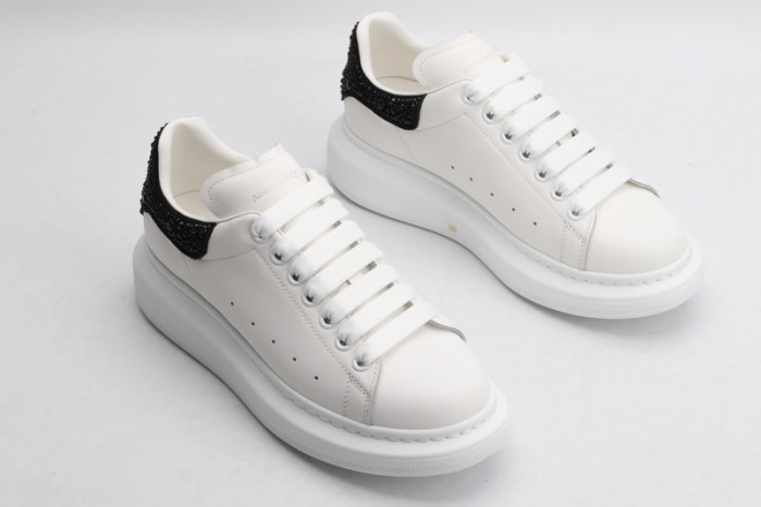 alex mcqu sneakers