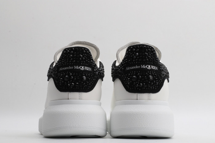 alex mcqu sneakers