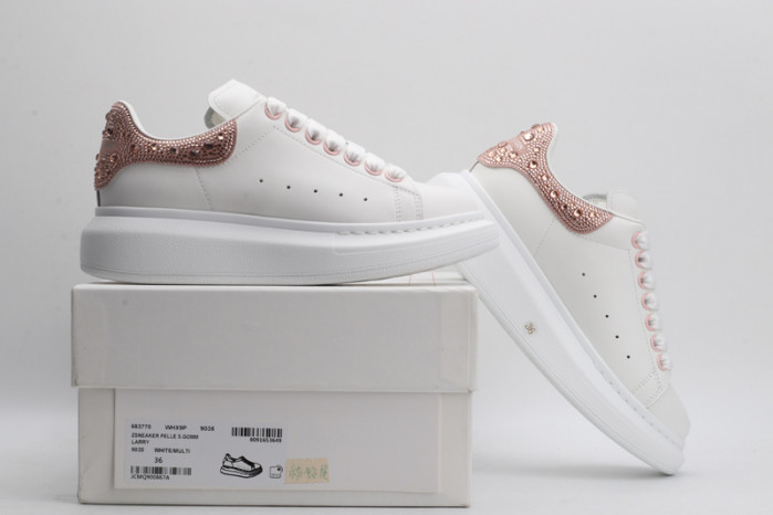 alex mcqu sneakers