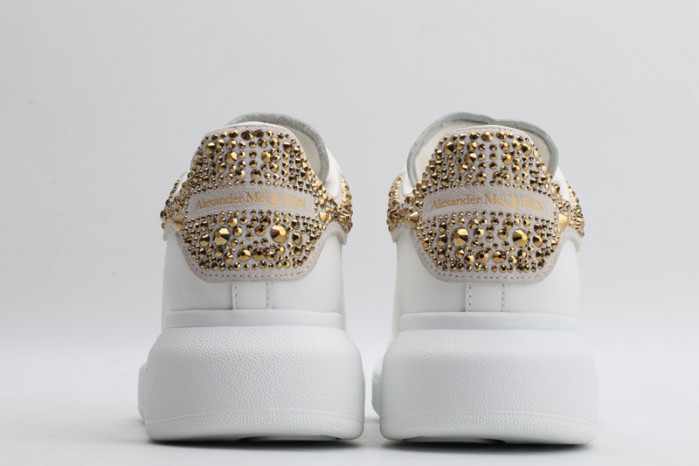 alex mcqu sneakers