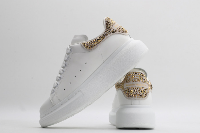 alex mcqu sneakers