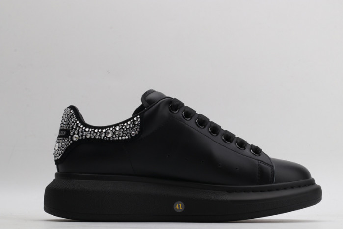 alex mcqu sneakers
