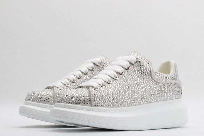 alex mcqu sneakers