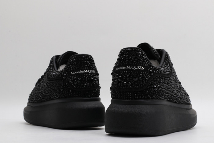 alex mcqu sneakers
