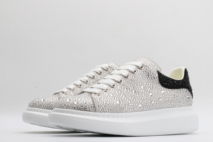 alex mcqu sneakers