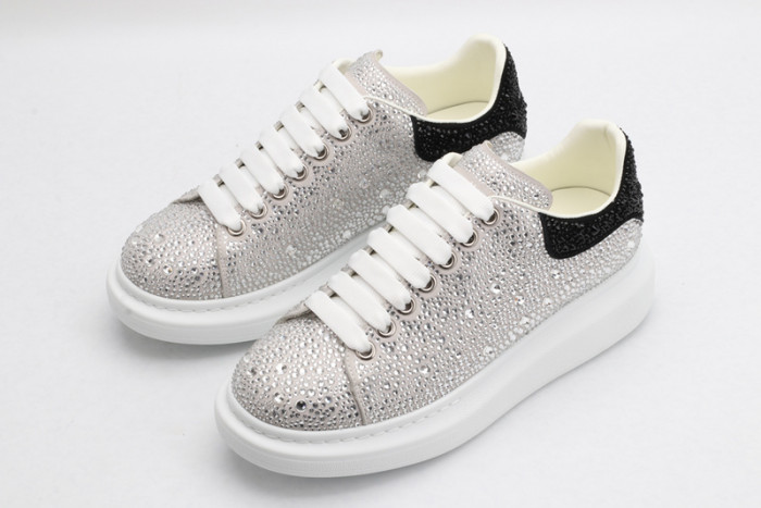 alex mcqu sneakers