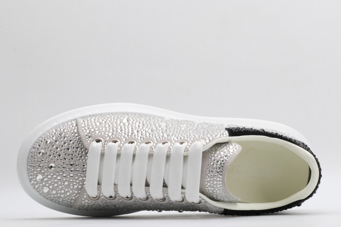 alex mcqu sneakers