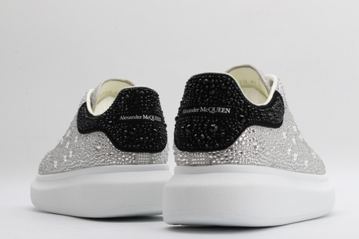 alex mcqu sneakers