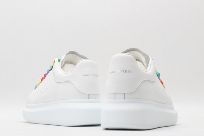 alex mcqu sneakers