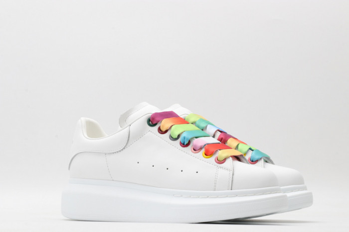 alex mcqu sneakers