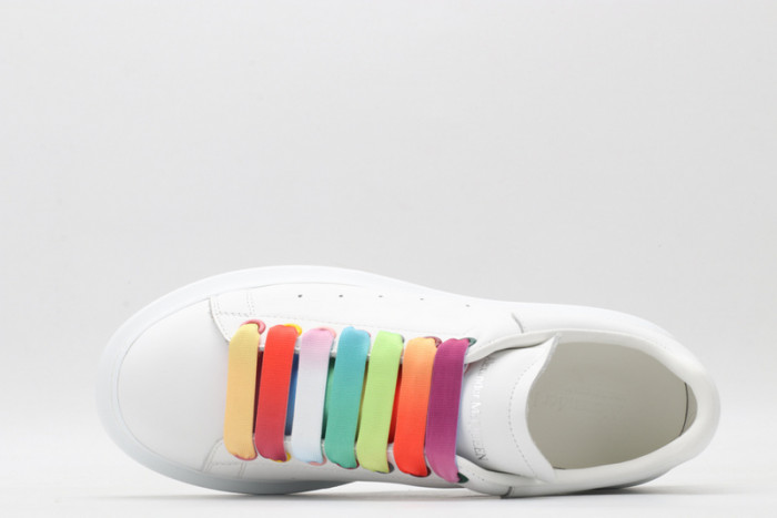 alex mcqu sneakers