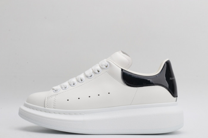alex mcqu sneakers