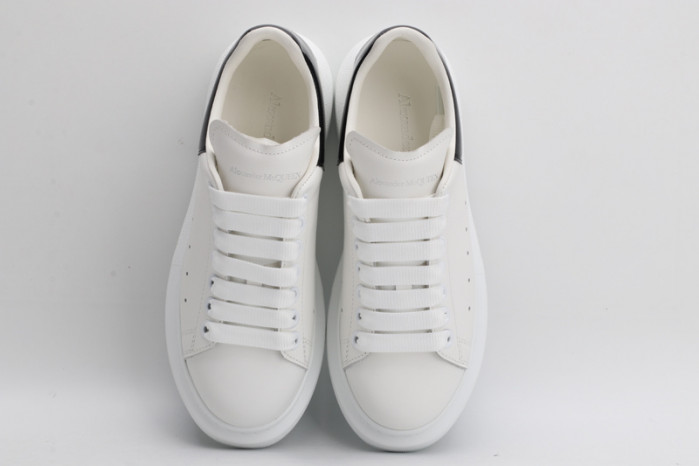 alex mcqu sneakers