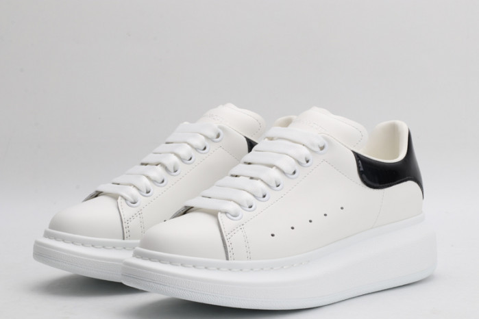 alex mcqu sneakers