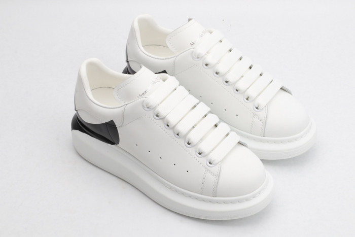 alex mcqu sneakers